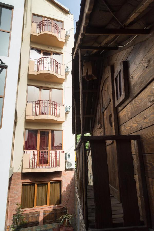 Begi Hotel Tbilisi Zewnętrze zdjęcie